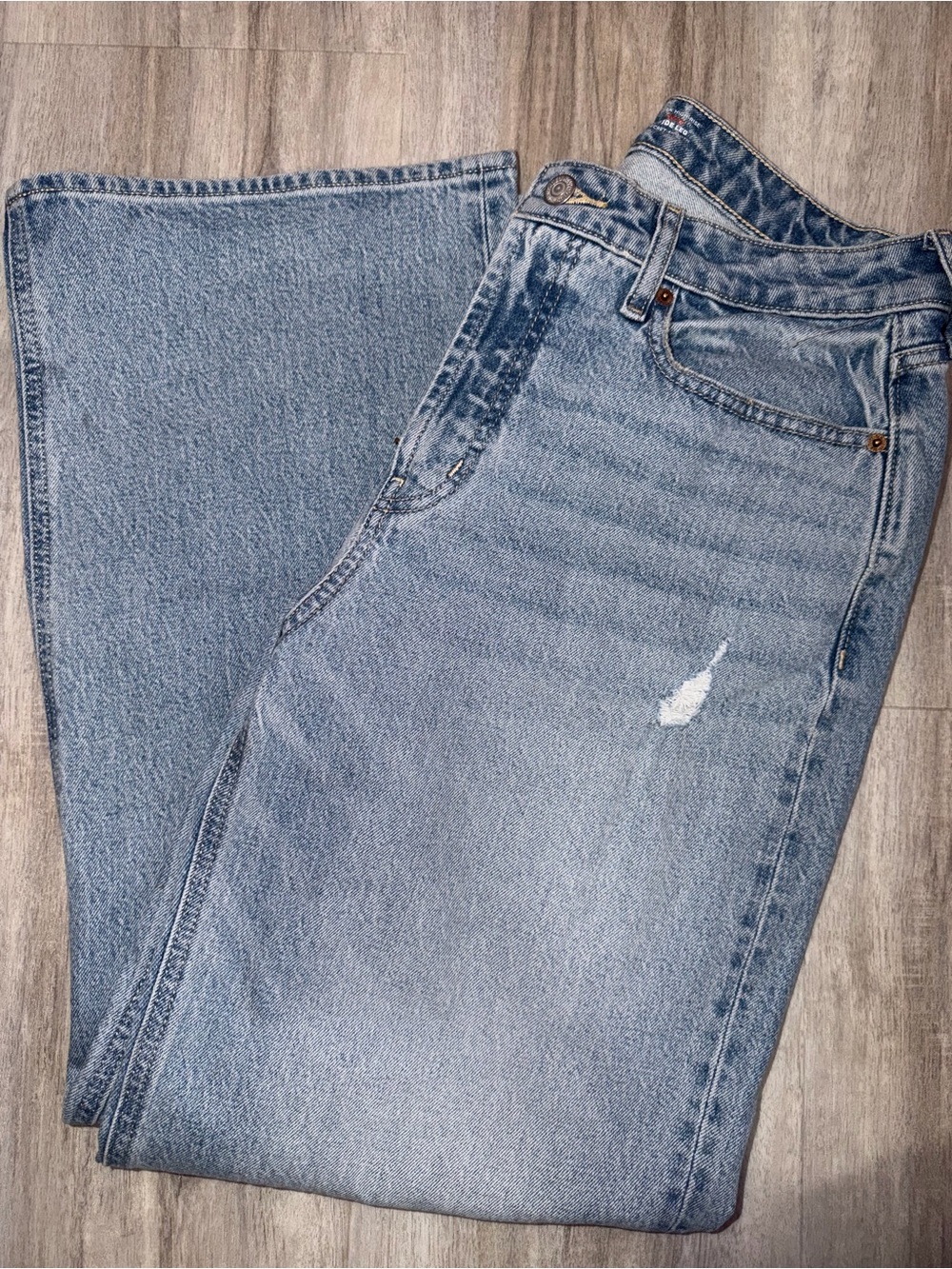 Old Navy Extra High Rise Wide Leg Jeans Women’s 10 Petite Blue NWOT